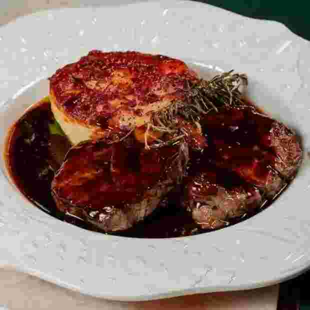 beef-medallions-with-potato-gratin.webp
